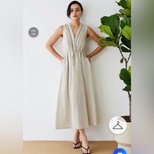 Chicwish V-NECK BUTTONED SLEEVELESS DRESS IN LINEN size large